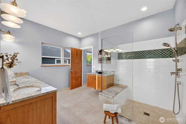 19573 27th Avenue NW, Shoreline, WA 98177