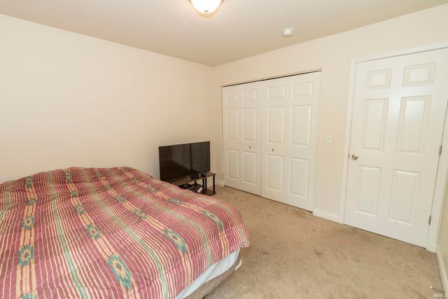 6731 Lutz Drive, South Bend, IN 46614