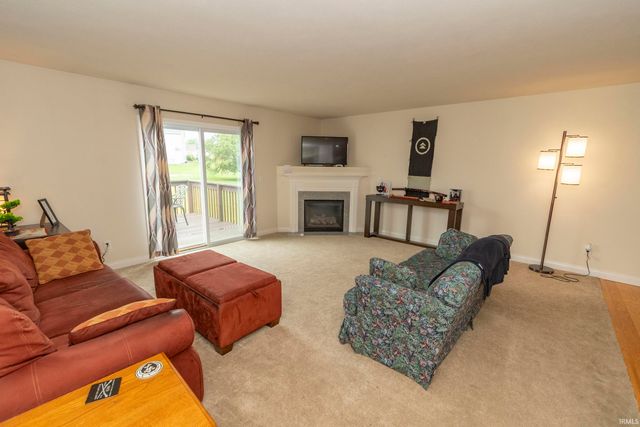 6731 Lutz Drive, South Bend, IN 46614