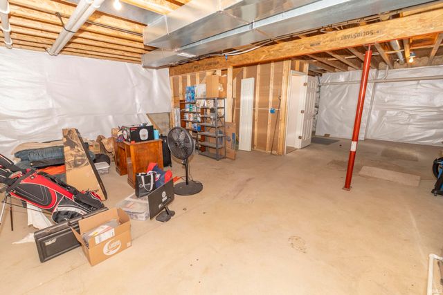 6731 Lutz Drive, South Bend, IN 46614