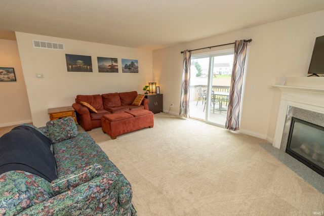 6731 Lutz Drive, South Bend, IN 46614