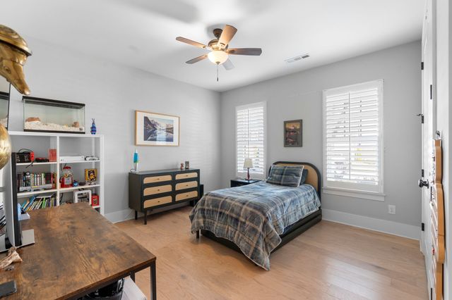 7629 Delancey Dr, College Grove, TN 37046