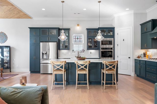 7629 Delancey Dr, College Grove, TN 37046