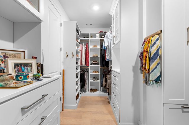 7629 Delancey Dr, College Grove, TN 37046