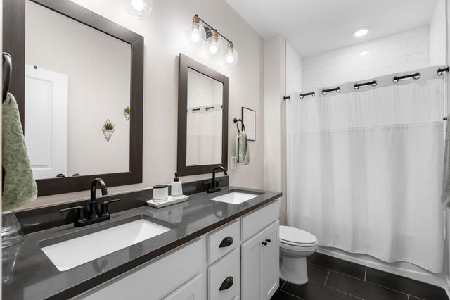 7629 Delancey Dr, College Grove, TN 37046