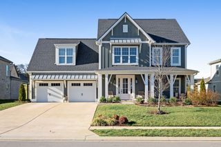 7629 Delancey Dr, College Grove, TN 37046