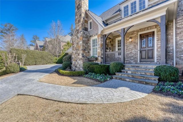 185 Trimble Crest Drive, Atlanta, GA 30342