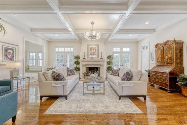 185 Trimble Crest Drive, Atlanta, GA 30342