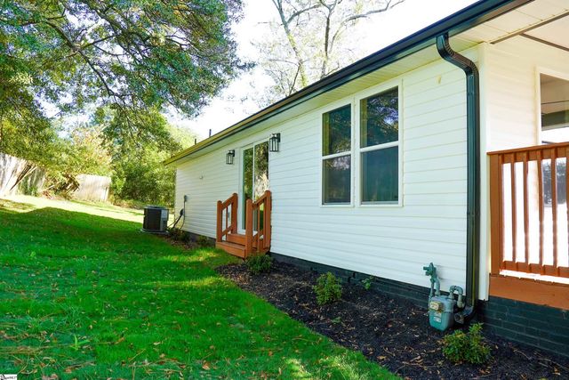 4 Thrift Street, Greenville, SC 29609