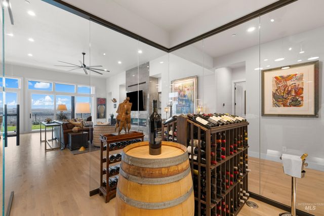 5883 E Marmount Ct, Boise, ID 83716