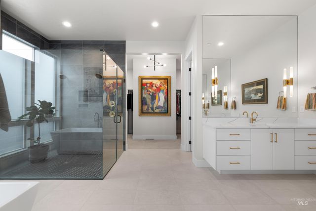 5883 E Marmount Ct, Boise, ID 83716