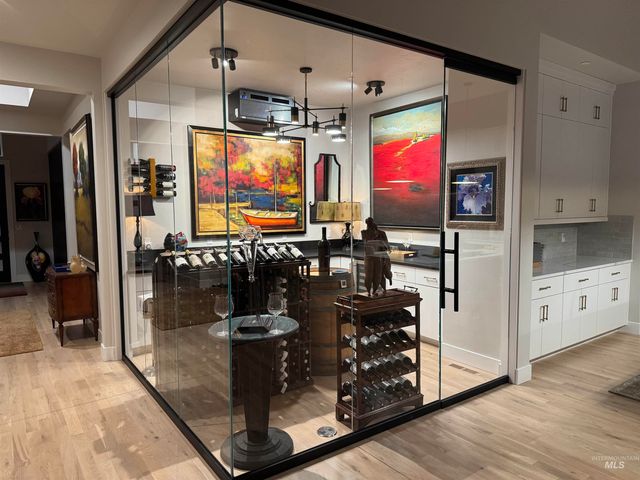 5883 E Marmount Ct, Boise, ID 83716