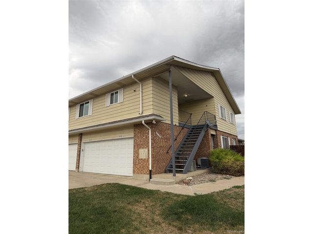 9778 Appletree Pl, Denver, CO 80260