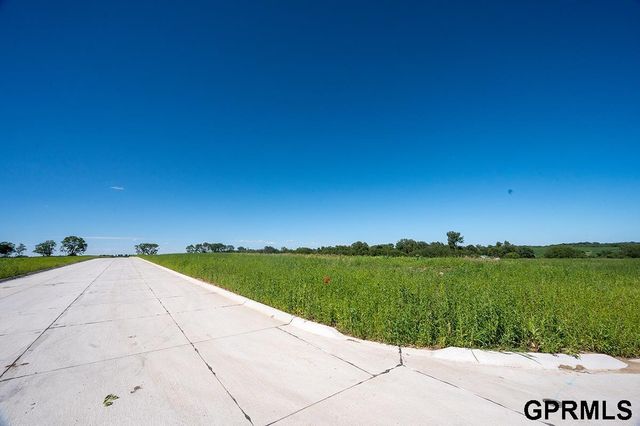 1451 ridge Road, Hickman, NE 68372