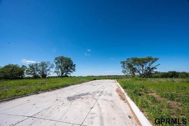 1451 ridge Road, Hickman, NE 68372