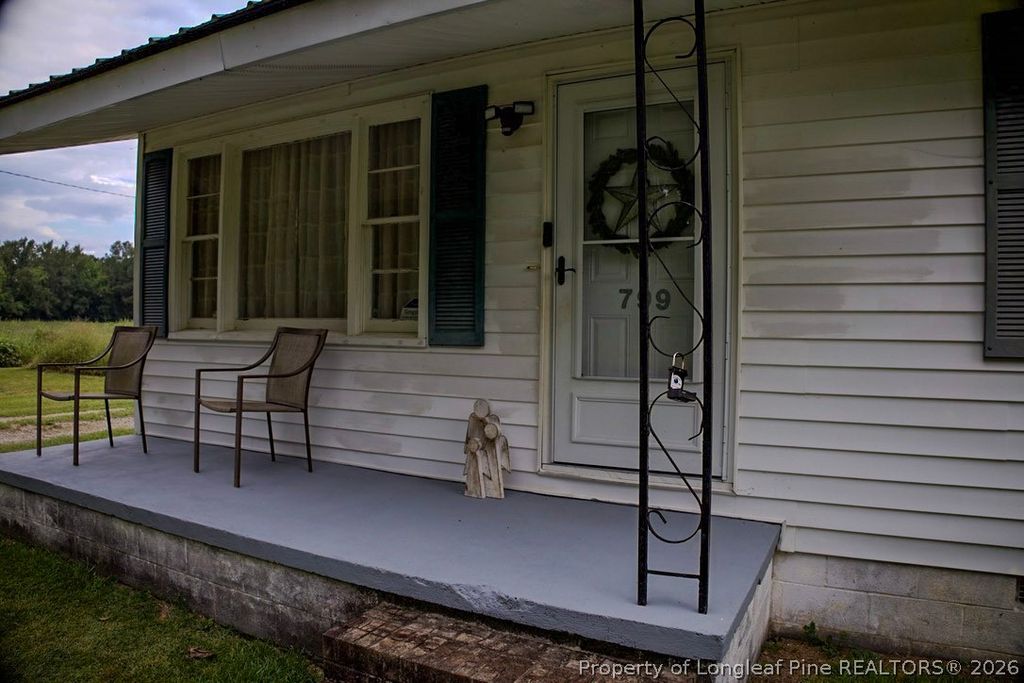 799 Cain Road, St Pauls, NC 28384 — photo 2