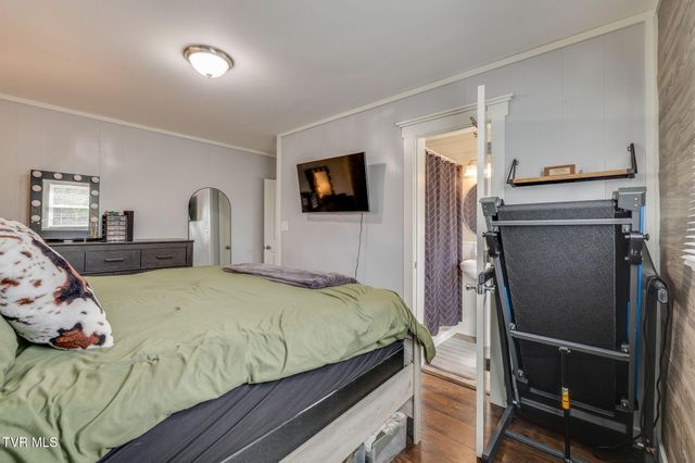 2706 Gray Street, Johnson City, TN 37604