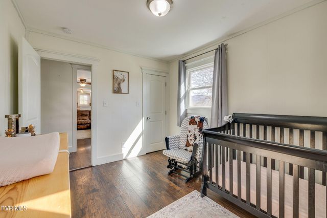 2706 Gray Street, Johnson City, TN 37604