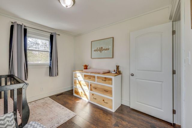 2706 Gray Street, Johnson City, TN 37604