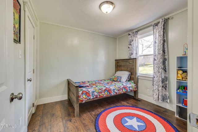 2706 Gray Street, Johnson City, TN 37604