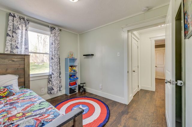 2706 Gray Street, Johnson City, TN 37604