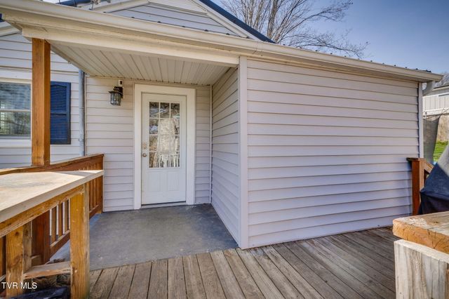 2706 Gray Street, Johnson City, TN 37604