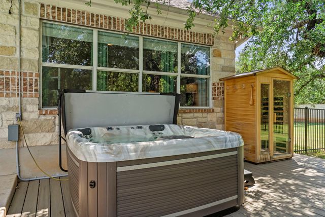 228 Summer Wood CT, Georgetown, TX 78628