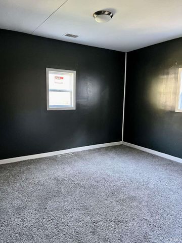 261 N Kenmore Street, South Bend, IN 46619