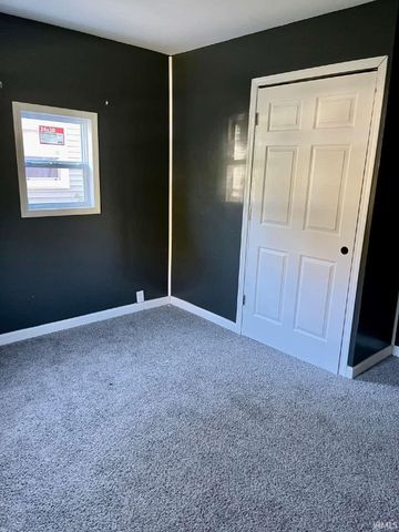 261 N Kenmore Street, South Bend, IN 46619