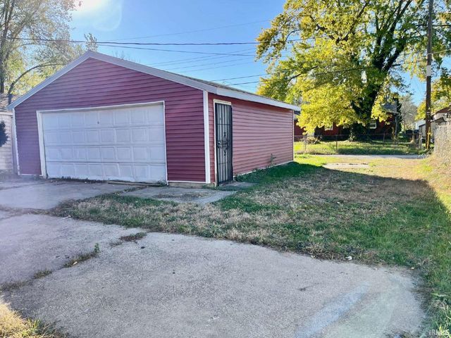 261 N Kenmore Street, South Bend, IN 46619