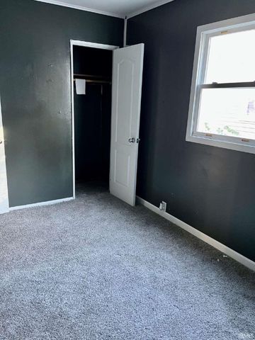 261 N Kenmore Street, South Bend, IN 46619