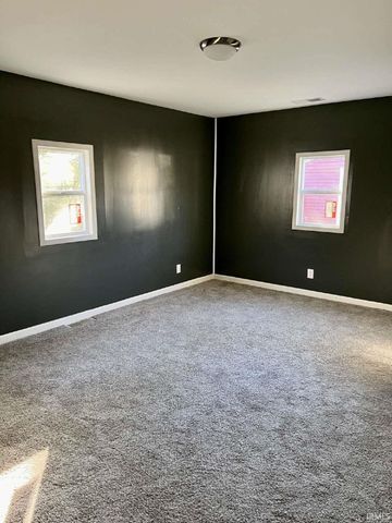 261 N Kenmore Street, South Bend, IN 46619
