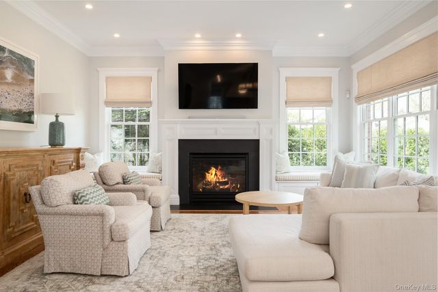 38 Forest Lane, Bronxville, NY 10708