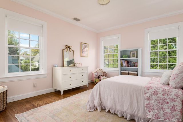 38 Forest Lane, Bronxville, NY 10708