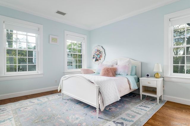 38 Forest Lane, Bronxville, NY 10708