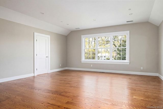 38 Forest Lane, Bronxville, NY 10708