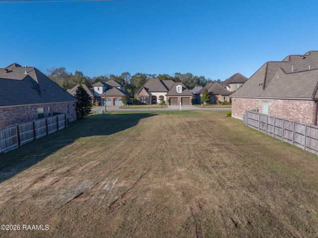 106 Old Pottery Bend, Lafayette, LA 70508