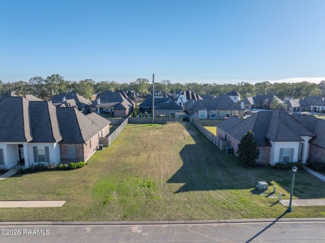 106 Old Pottery Bend, Lafayette, LA 70508