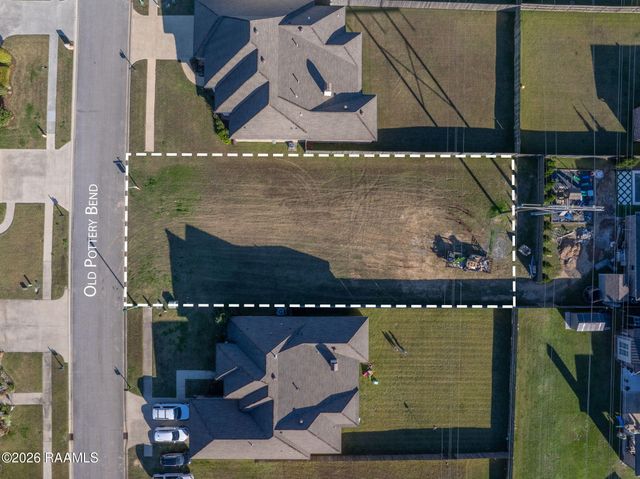 106 Old Pottery Bend, Lafayette, LA 70508