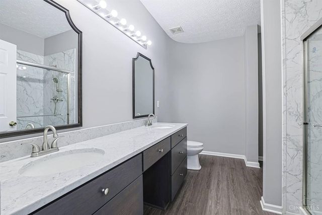 5655 Harbourside Drive, Deerfield Twp., OH 45040