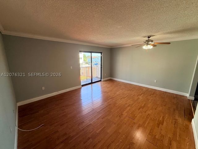 6950 W 6th Ave 225, Hialeah, FL 33014