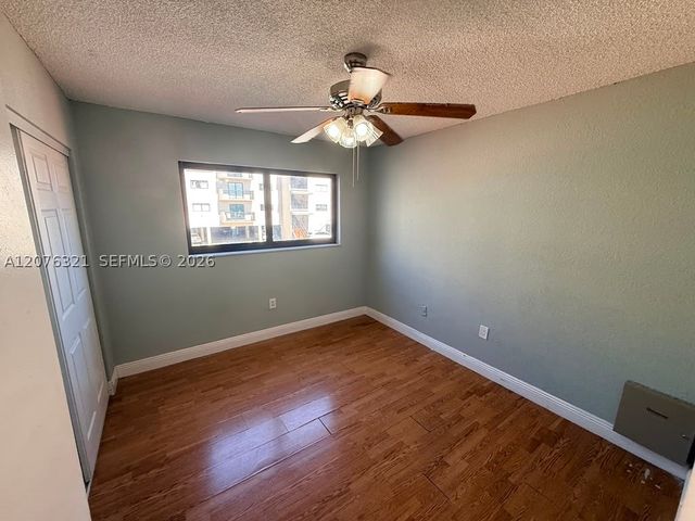6950 W 6th Ave 225, Hialeah, FL 33014