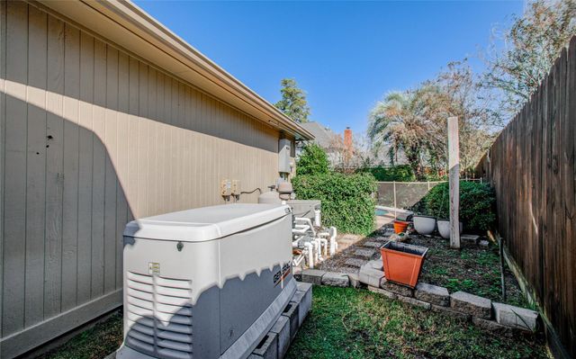 5926 Silent Oaks Drive, Humble, TX 77346