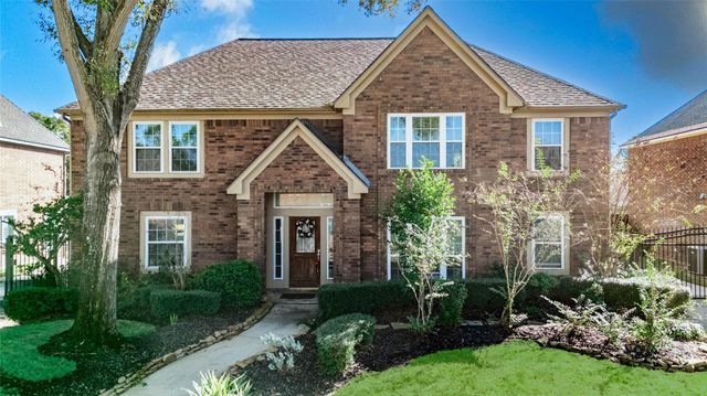 5926 Silent Oaks Drive, Humble, TX 77346