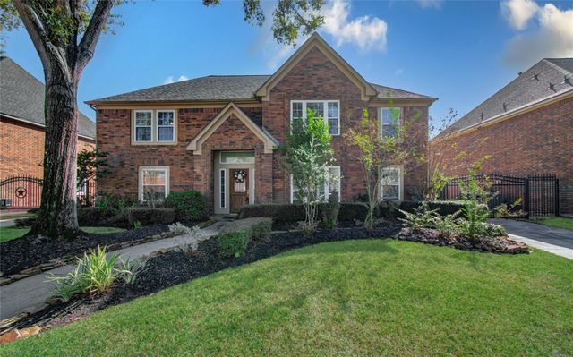 5926 Silent Oaks Drive, Humble, TX 77346