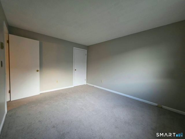 1448 Meriden Road 15, Waterbury, CT 06705