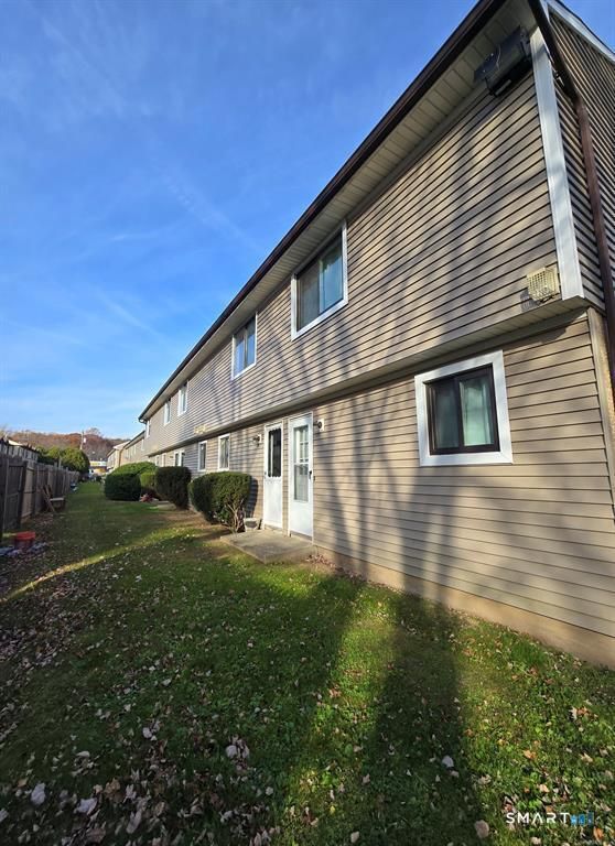 1448 Meriden Road 15, Waterbury, CT 06705