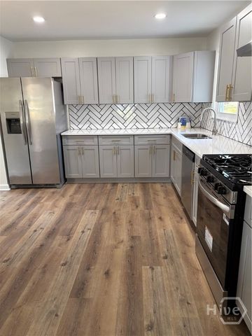 12 Delta Circle, Savannah, GA 31406