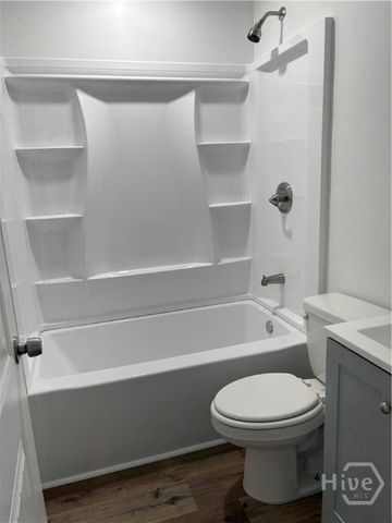 12 Delta Circle, Savannah, GA 31406