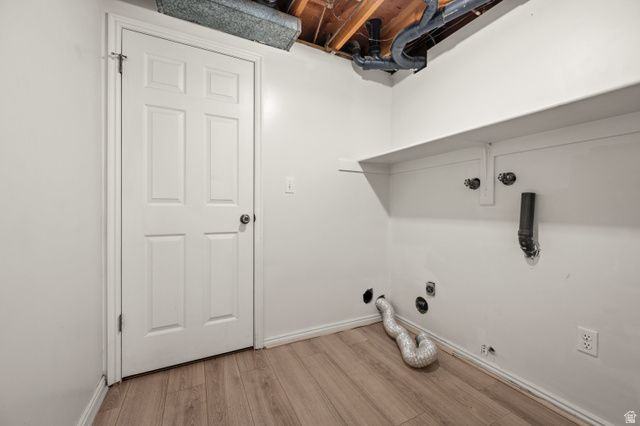 2455 S BLUFF RD, Syracuse, UT 84075